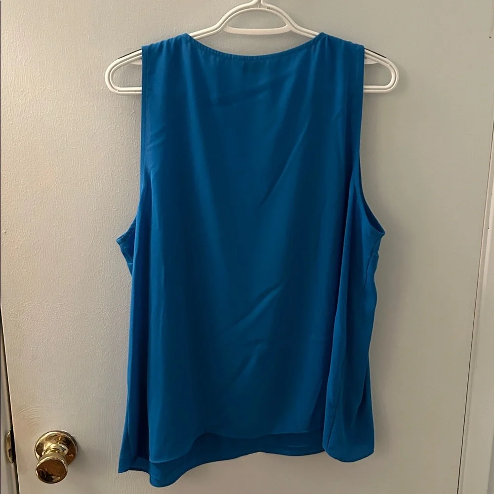 Nine West Vibrant Blue V-Neck Tank Top - Picture 11 of 12